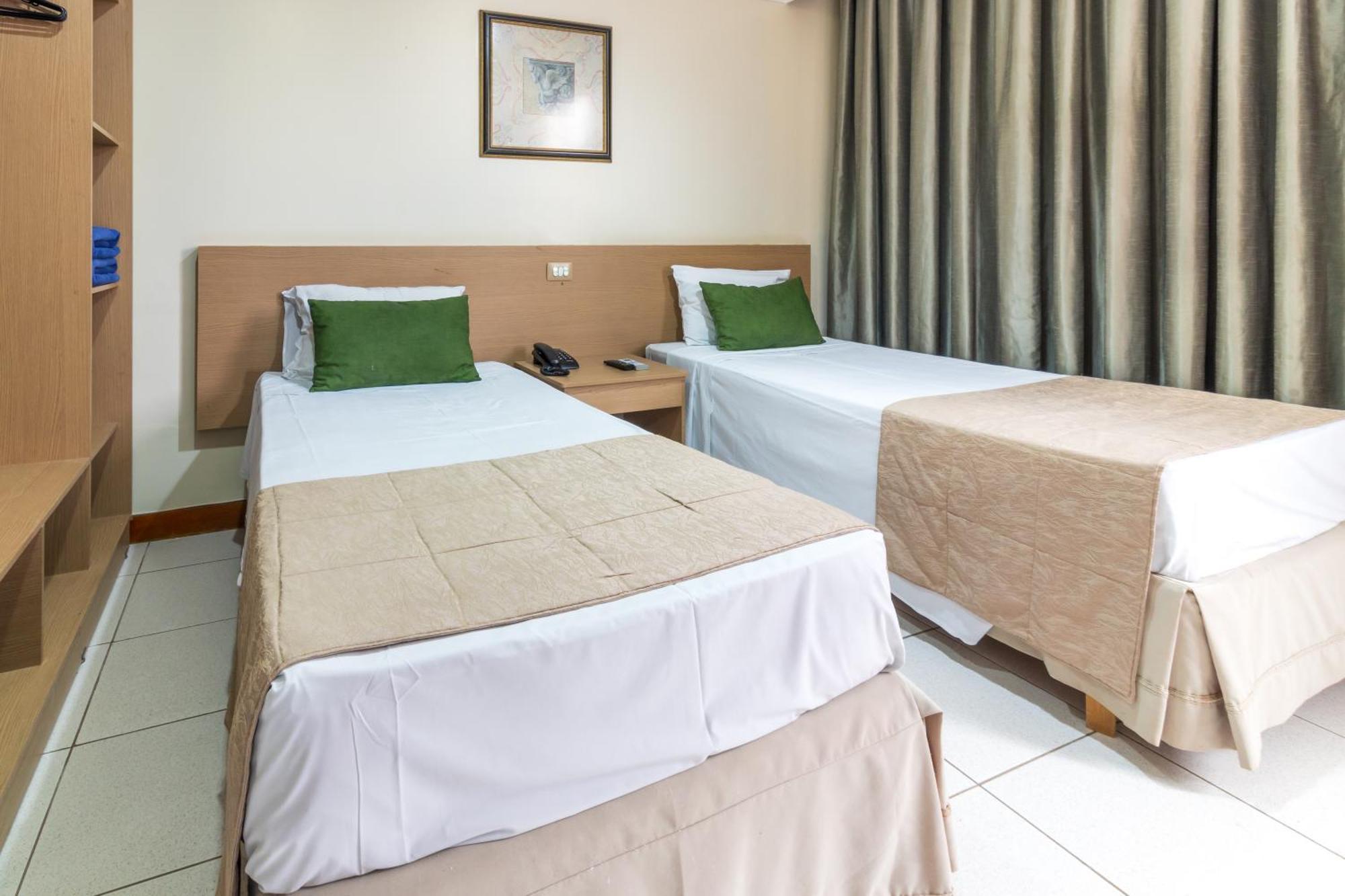 Umuarama Plaza Hotel By Castelo Itaipava Goiânia Esterno foto