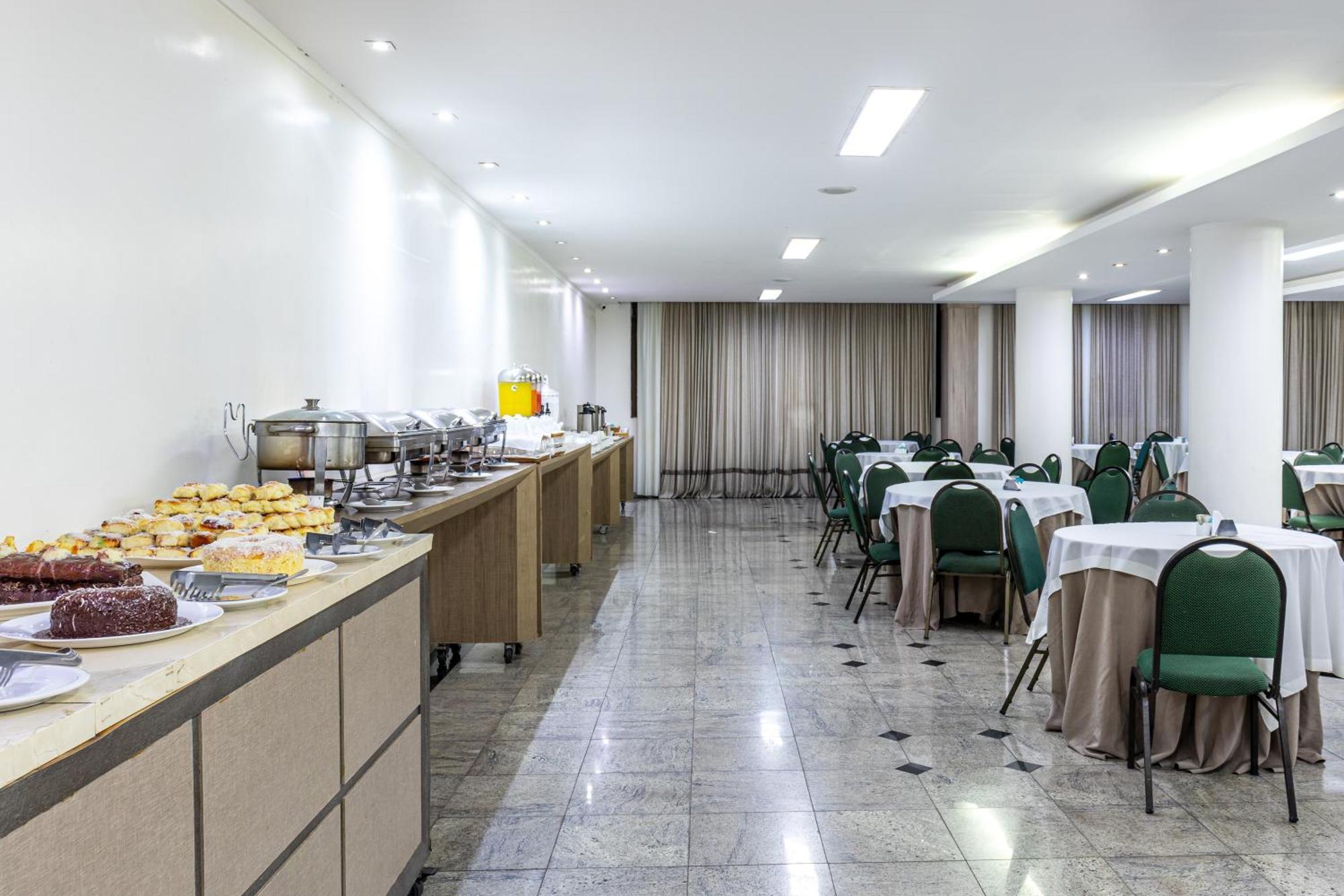 Umuarama Plaza Hotel By Castelo Itaipava Goiânia Esterno foto